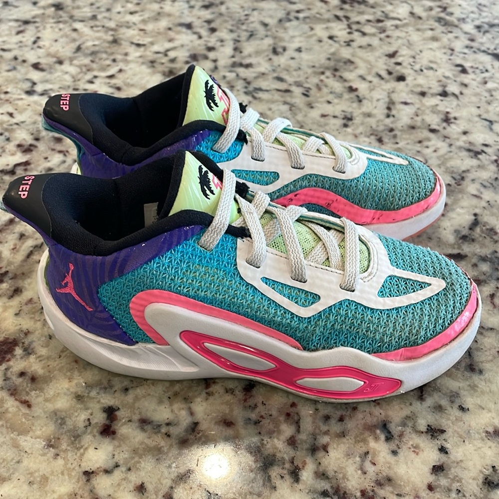 Jordan Tatum wave runner 12 c girls basketball shoes